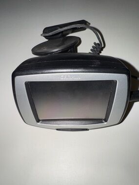Garmin StreetPilot c330 GPS Navigator 3.5" Touch Screen Mount
